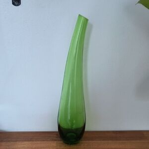Artistic Hand Blown Green Glass Vase. Art Glass 1970s era EUC